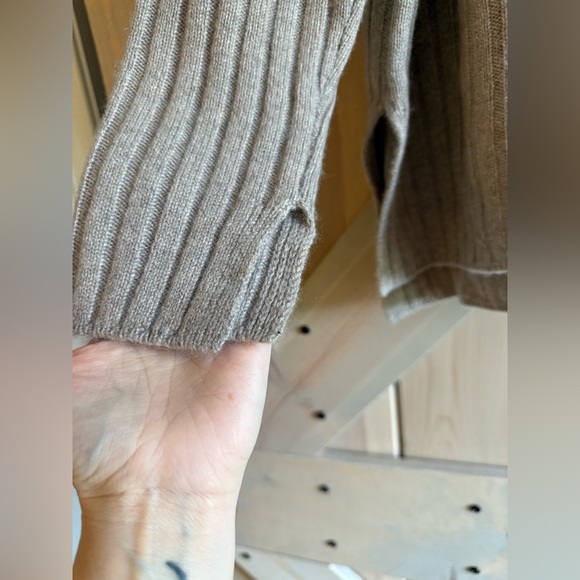 NWOT The Cashmere Project Cozy Ribbed Turtleneck Sweater - Picture 10 of 13